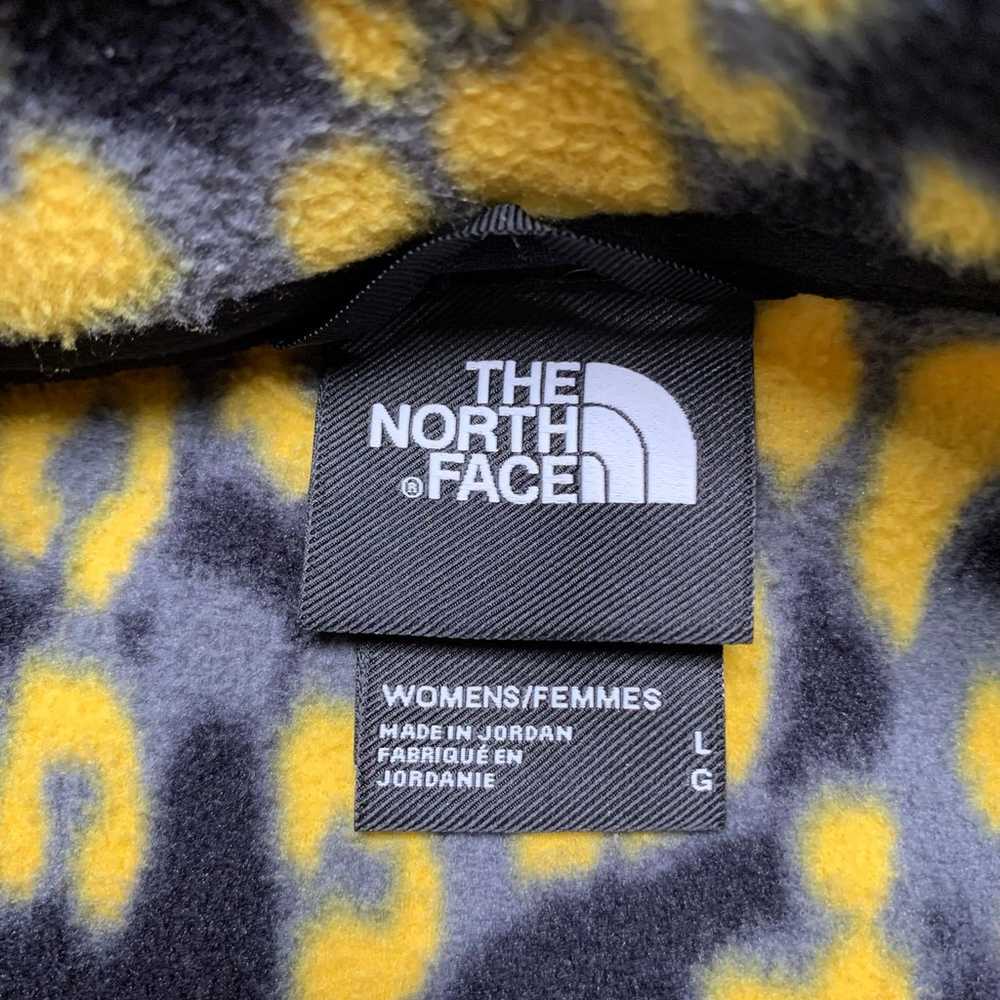 The North Face Printed Quarter Zip Sweater - image 8
