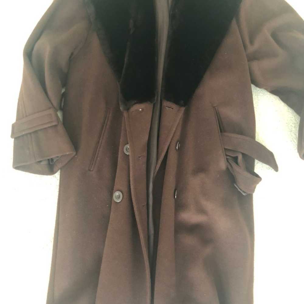 fur coat - image 3