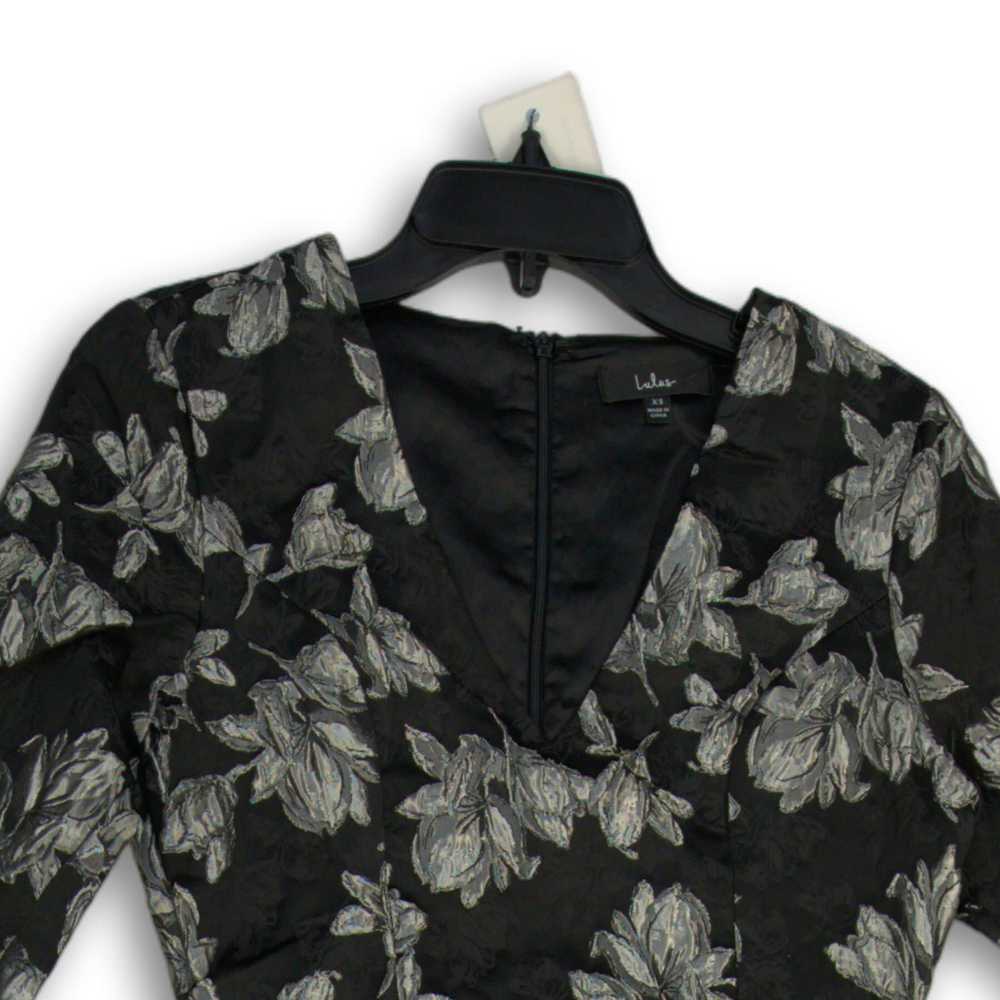 NWT Lulus Womens Black Silver Floral V-Neck Long … - image 3