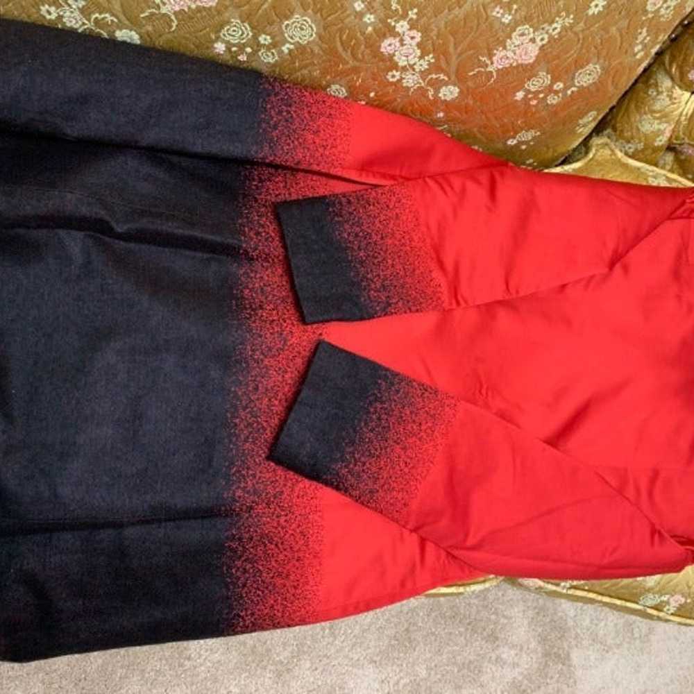 St. John Red Coat with Black Ombre - 10 - image 3
