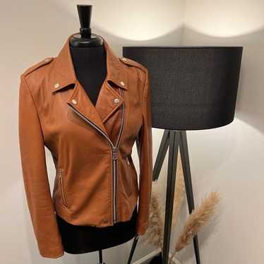 Amaryllis Genuine Leather