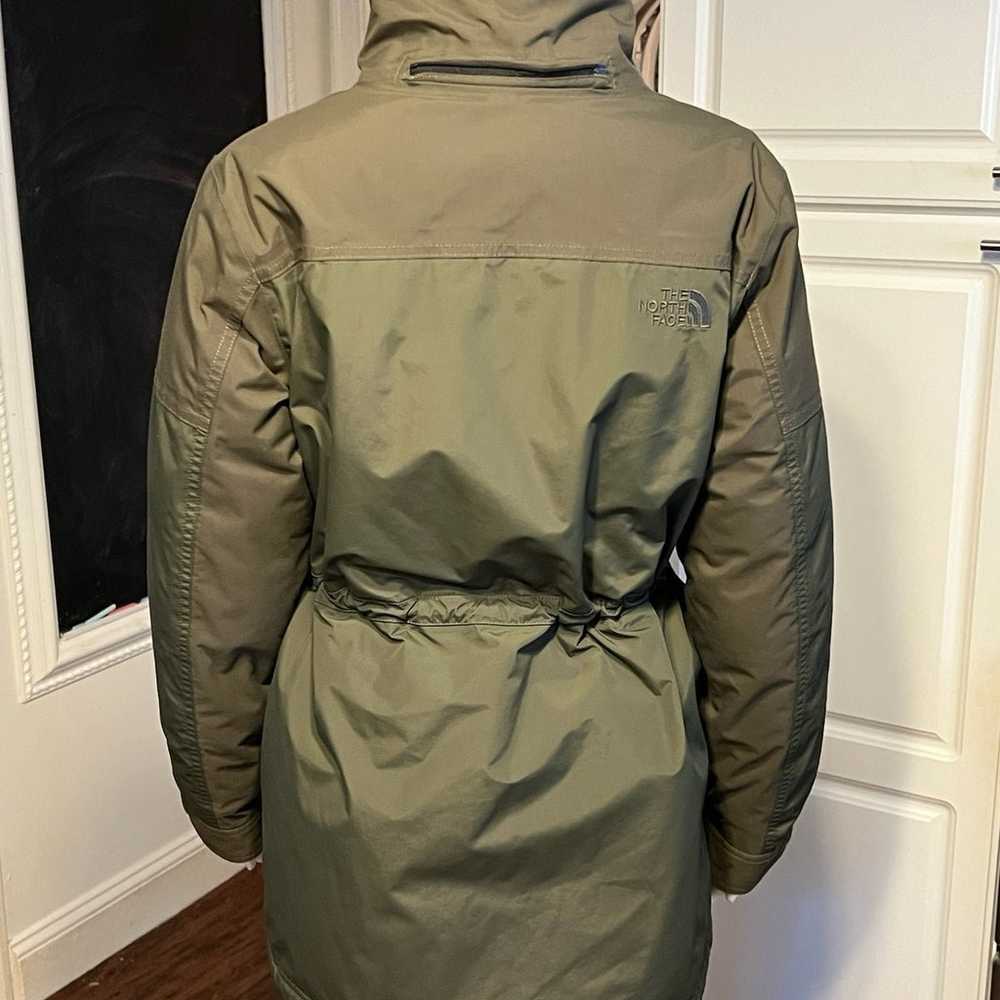 Like New The North Face Zoomie Jacket - image 8