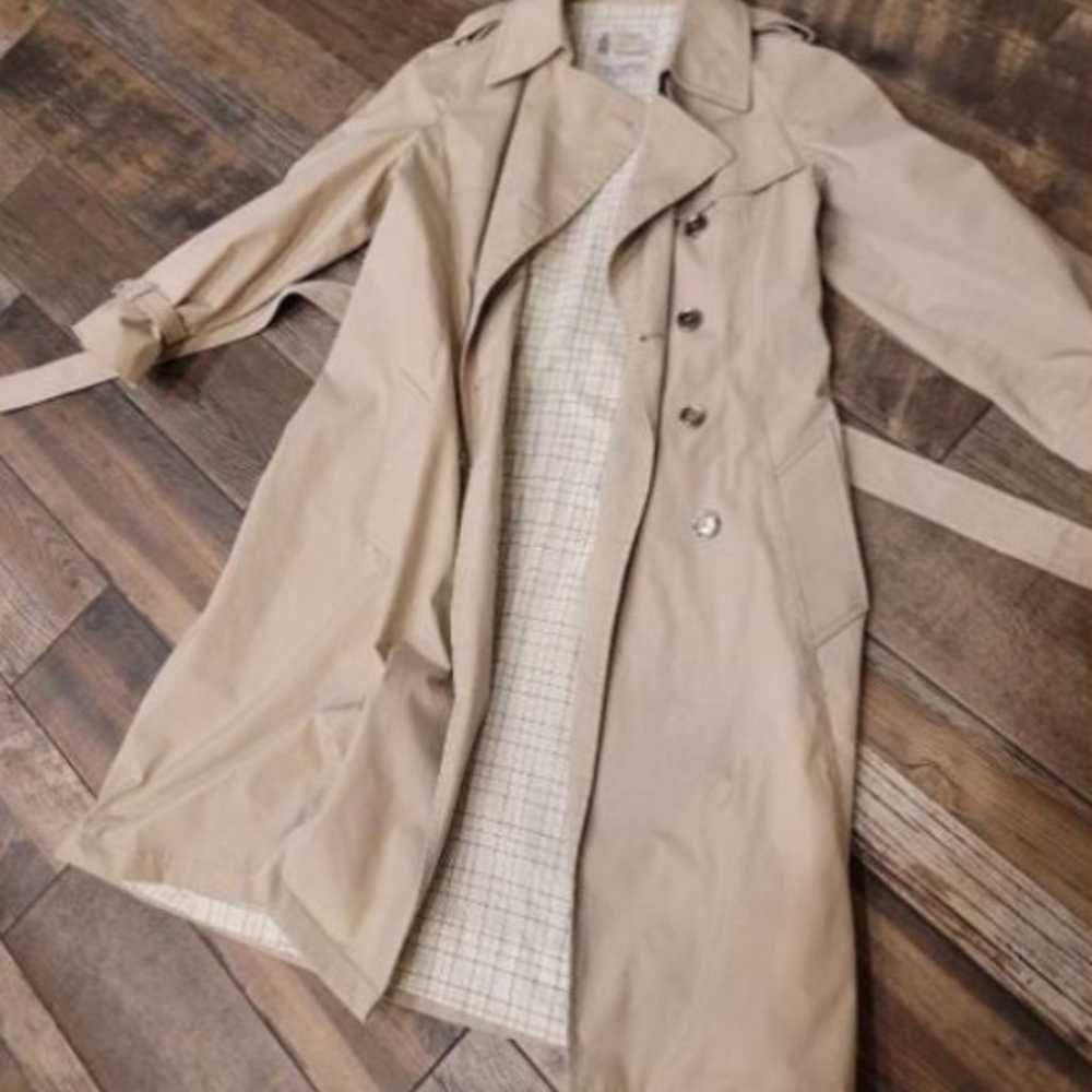 Vintage London fog khaki trench coat - image 3