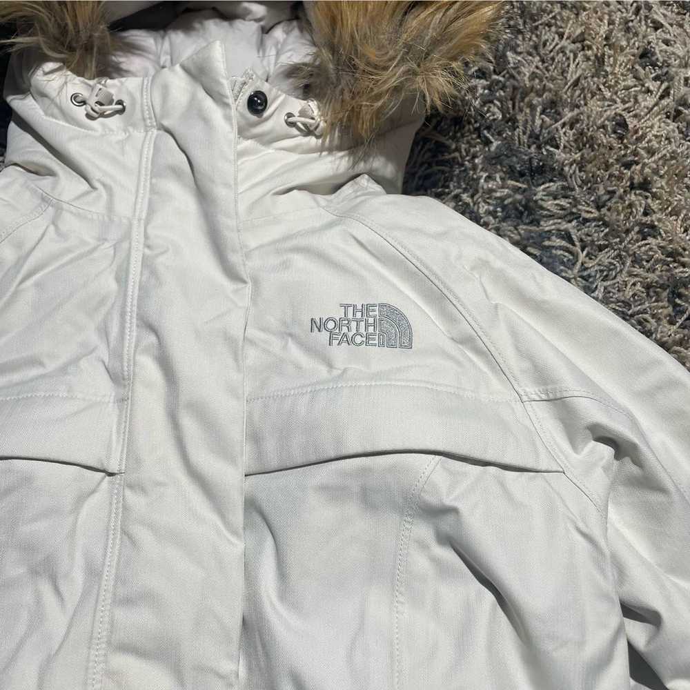 The North Face Women's Gotham Parka - image 6