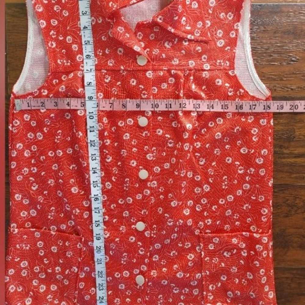Vintage sleeveless red floral buttondown shirt - image 3