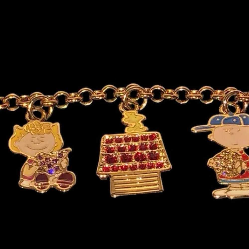 THE DANBURY MINT PEANUTS CHARMS BRACELET GOLD WIT… - image 2