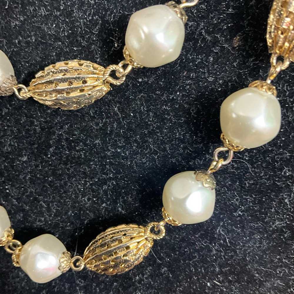 Vintage Necklace faux BAROQUE PEARLS - image 6