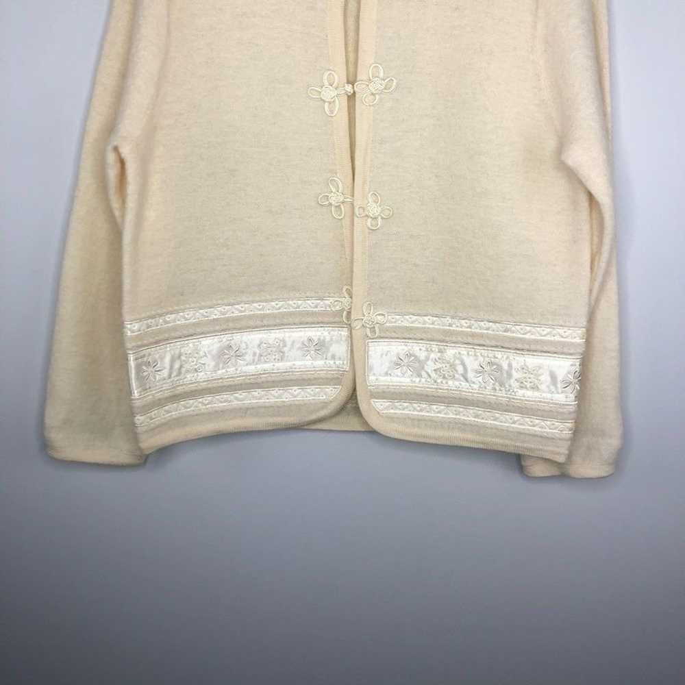 Marshall Fields Wool Sweater Asian Snowflake Wint… - image 4