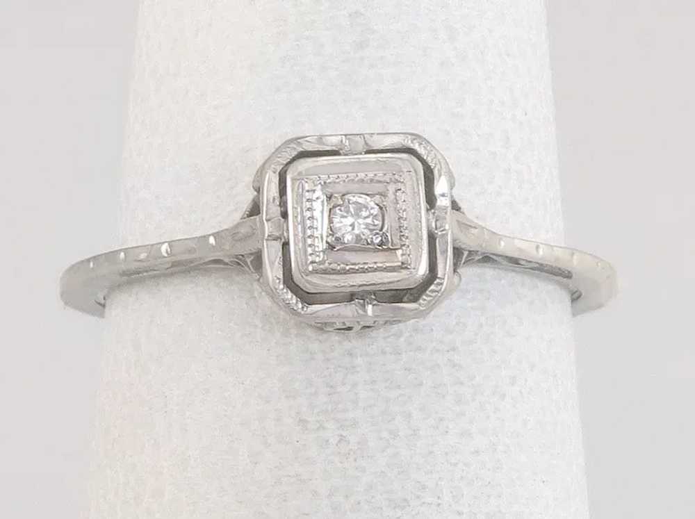 Antique 18K White Gold .02ct Diamond Art Deco Sol… - image 2