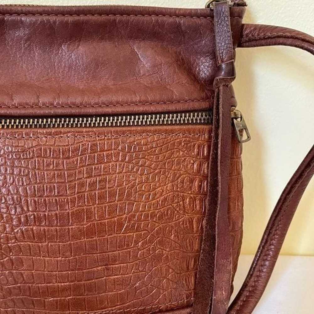 Vintage 70s Embossed Brown Leather Crossbody Bag … - image 10