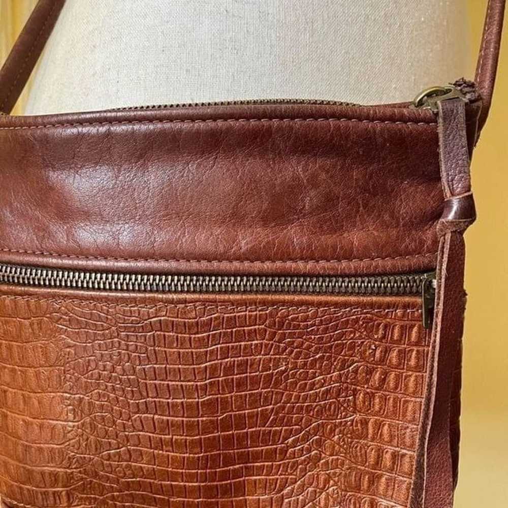 Vintage 70s Embossed Brown Leather Crossbody Bag … - image 3