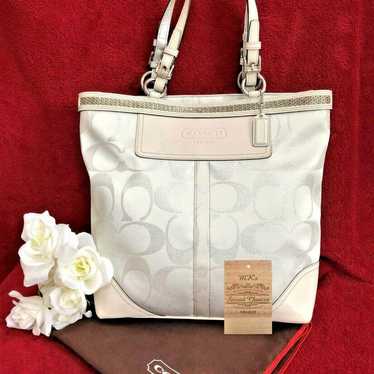 COACH Signature Large Beaded Gallery Tote in Ivory