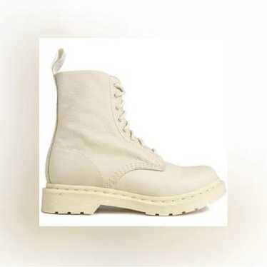 Dr. Martens 1460 Pascal Mono lace up boots white … - image 1