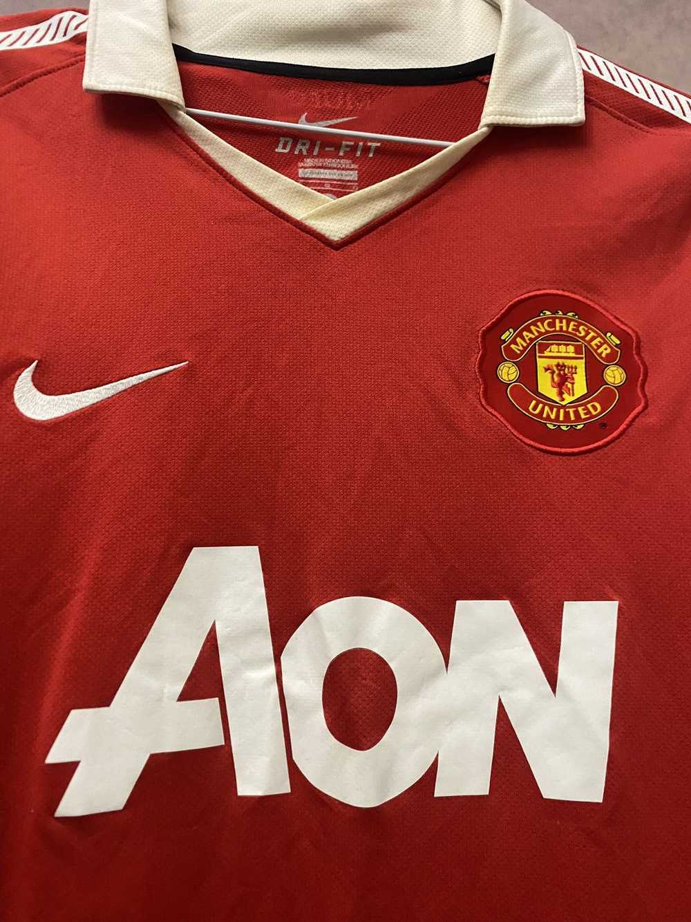 Manchester United × Soccer Jersey × Streetwear Ma… - image 2