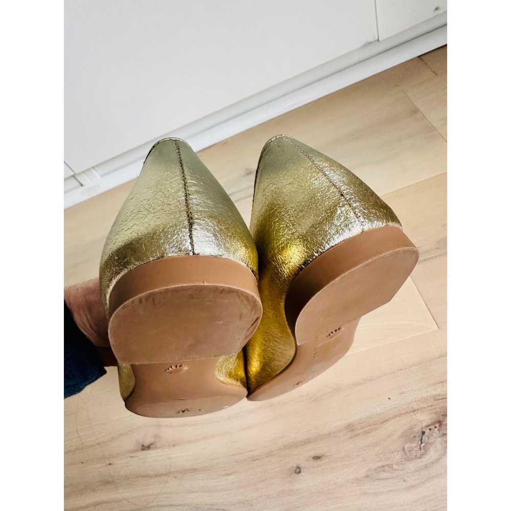 Stuart Weiztman Gold Ballet Flats Size 6.5 Gabby … - image 4