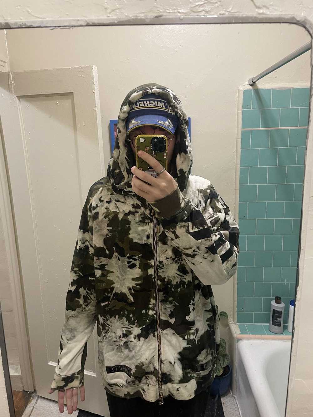 Off-White Off-White camo hoodie - image 9