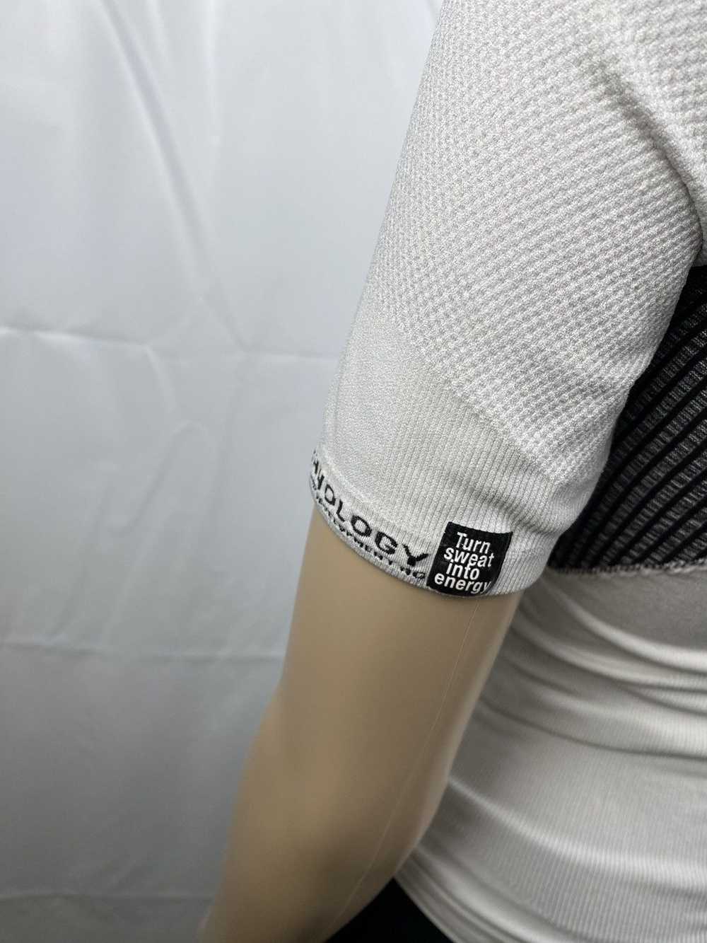 Designer X-Bionic The Trick Short Sleeve Tee Shir… - image 5