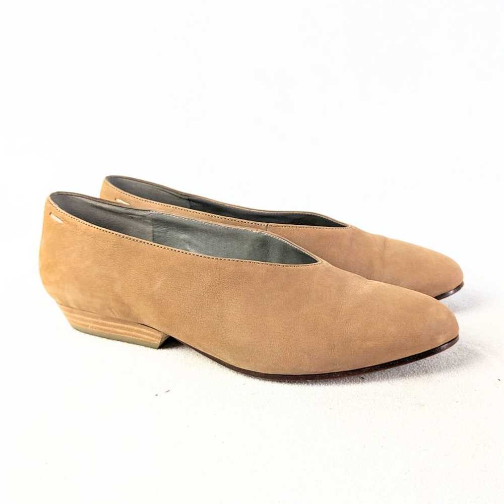 Eileen Fisher Camel Suede Flats - Size 7 - image 3