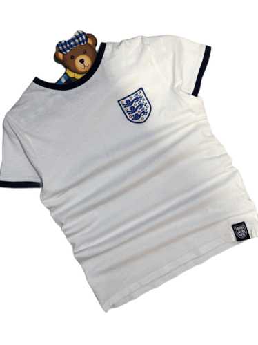 Soccer Jersey × Streetwear × Vintage T-shirt Engl… - image 1