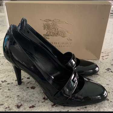 Authentic BURBERRY black patent leather heels