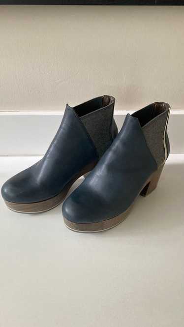 Coclico Navy clog boots