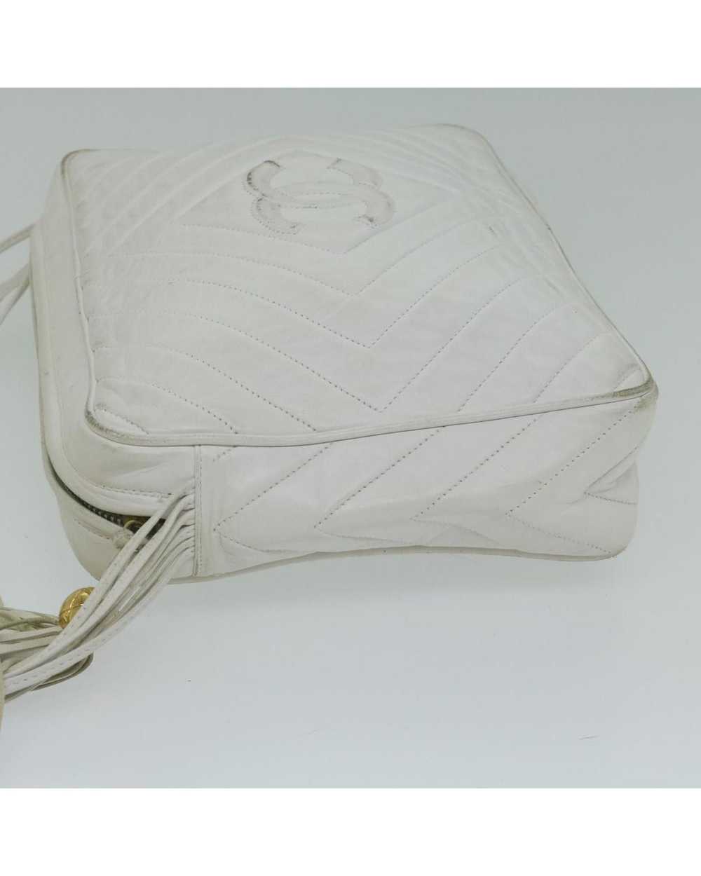 Chanel Quilted Fringe Shoulder Bag Lamb Skin in W… - image 4