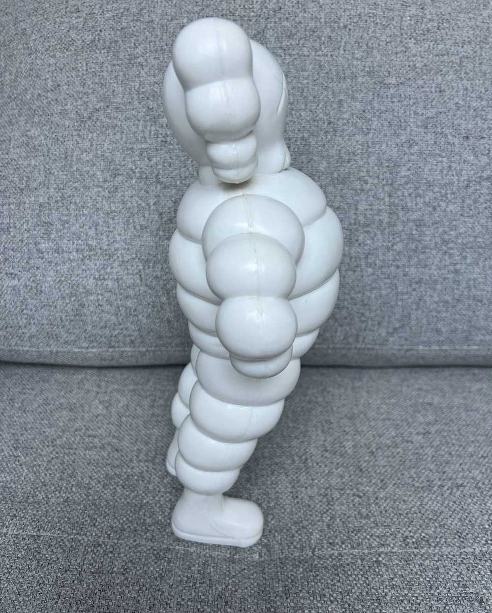 Kaws Kaws Chum 2002 White - image 3