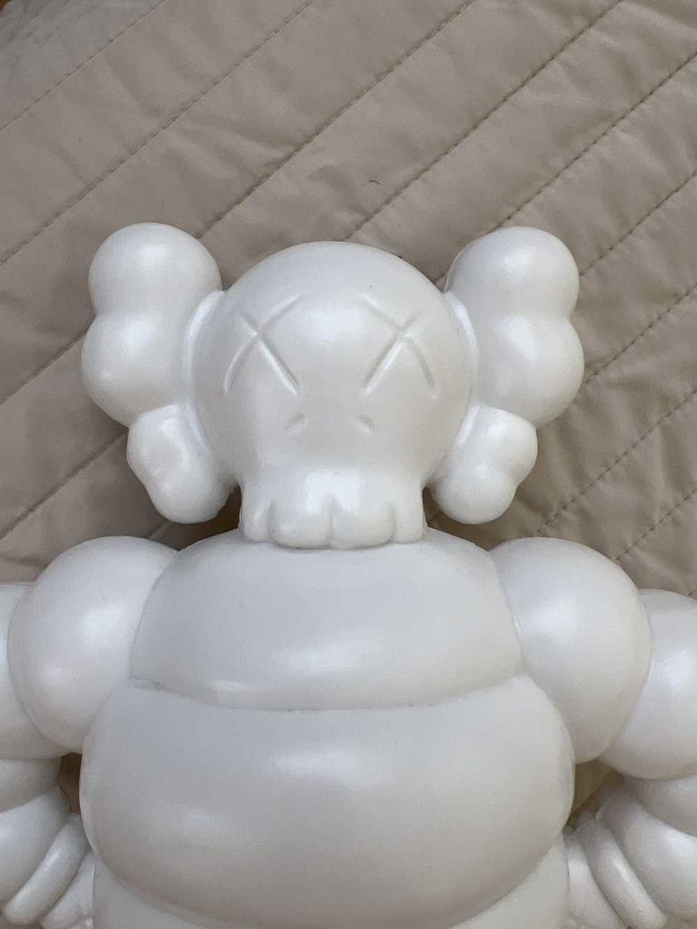 Kaws Kaws Chum 2002 White - image 5