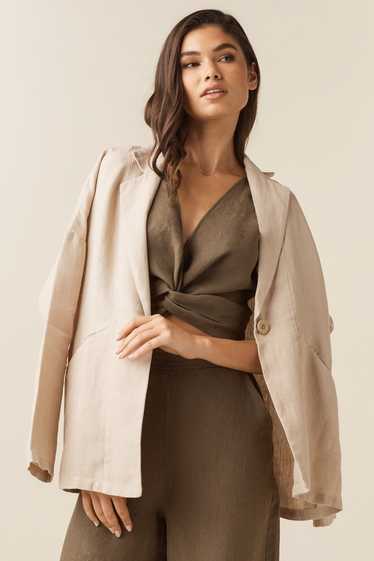 VETTA The Linen Belted Blazer