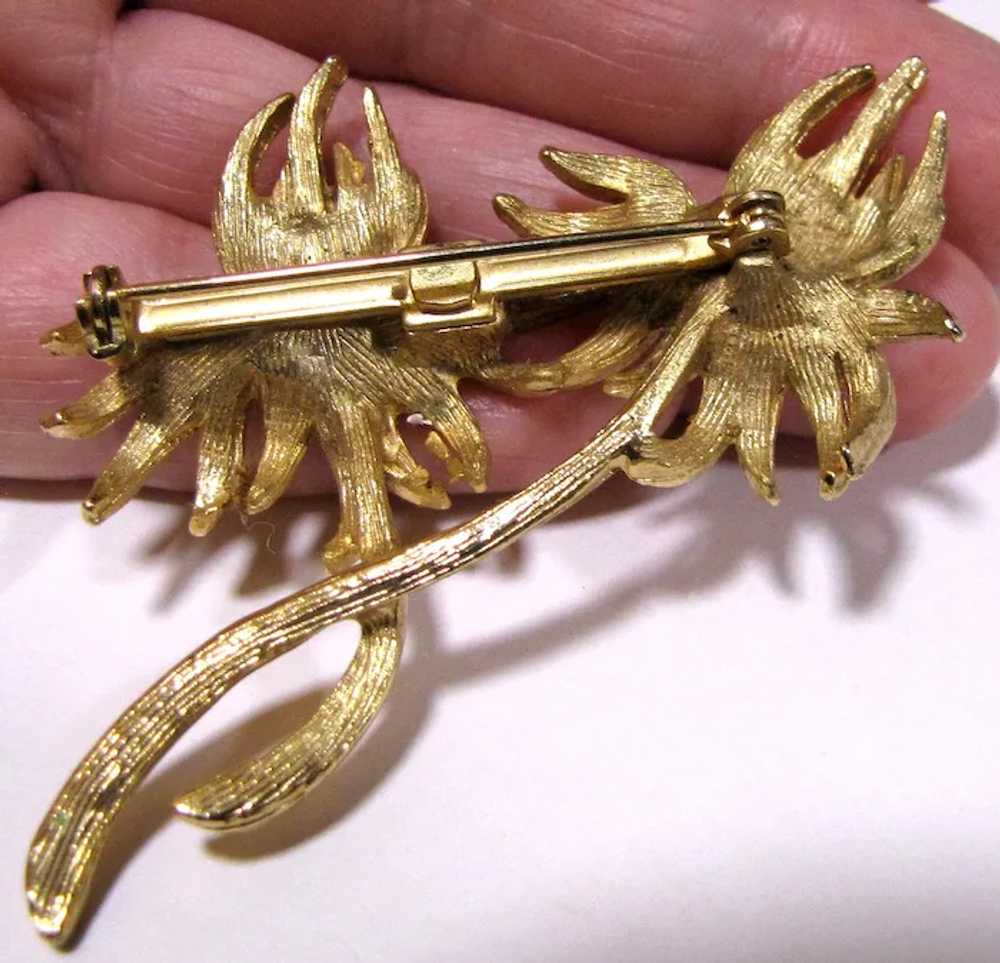 Finely Detailed Vintage Goldtone Botanical Brooch - image 2