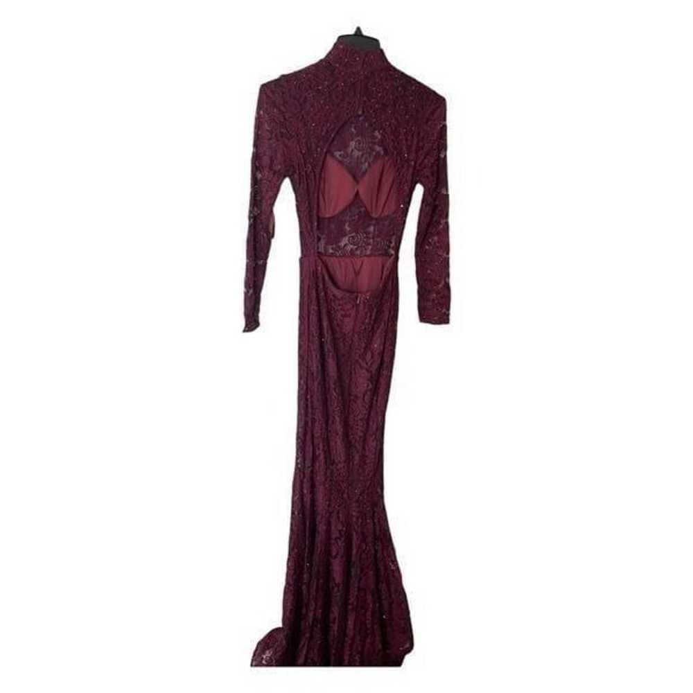 Elegant Burgundy Lace Mermaid Gown with Open Back - image 5