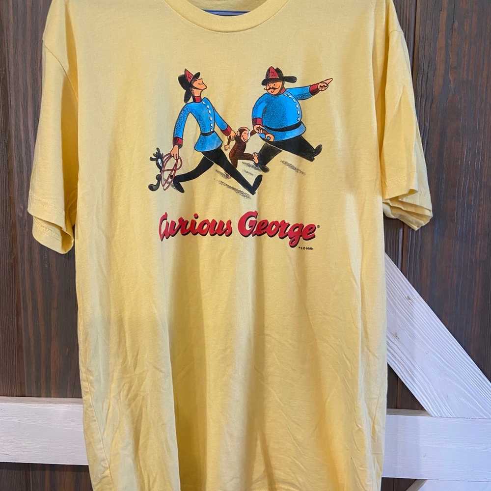 Curious George t-shirt sz large - image 1