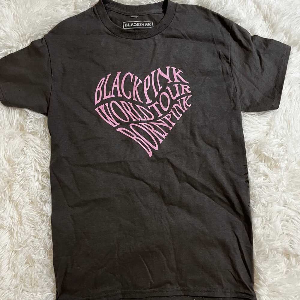 Blackpink Born Pink World Tour Heart Charcoal Tee… - image 1