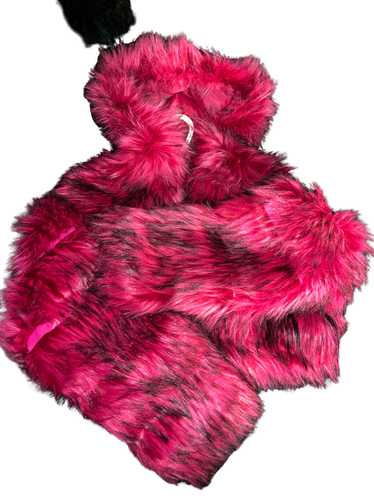 Raveival Pink faux fur hooded crop jacket