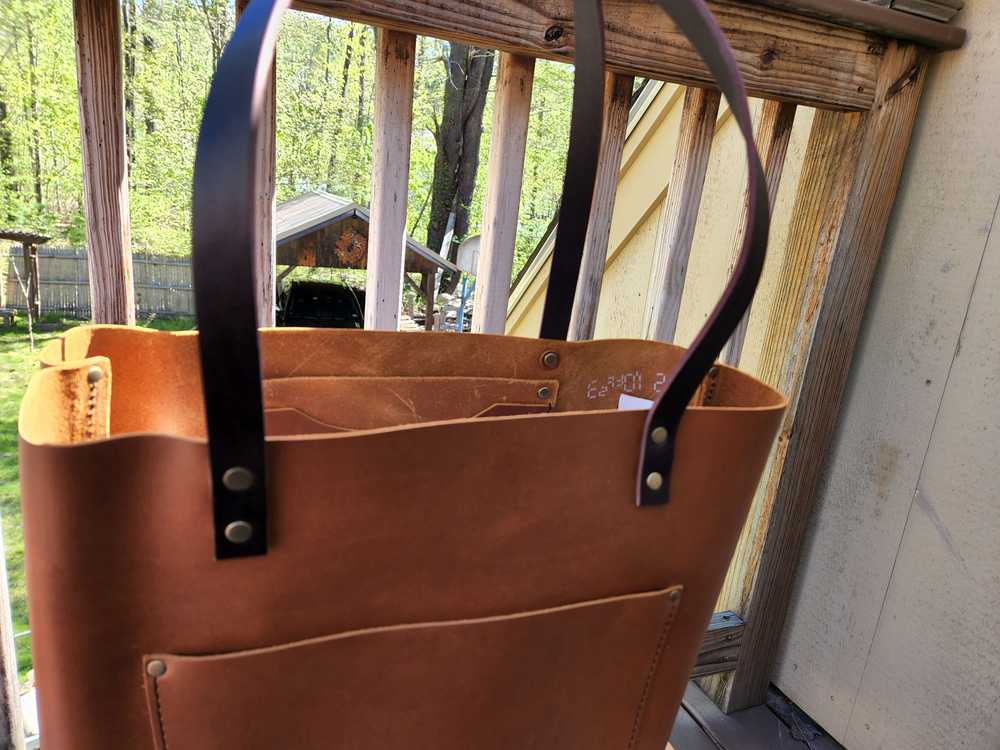 Portland Leather Honey Tote with Hide Stamp - image 5