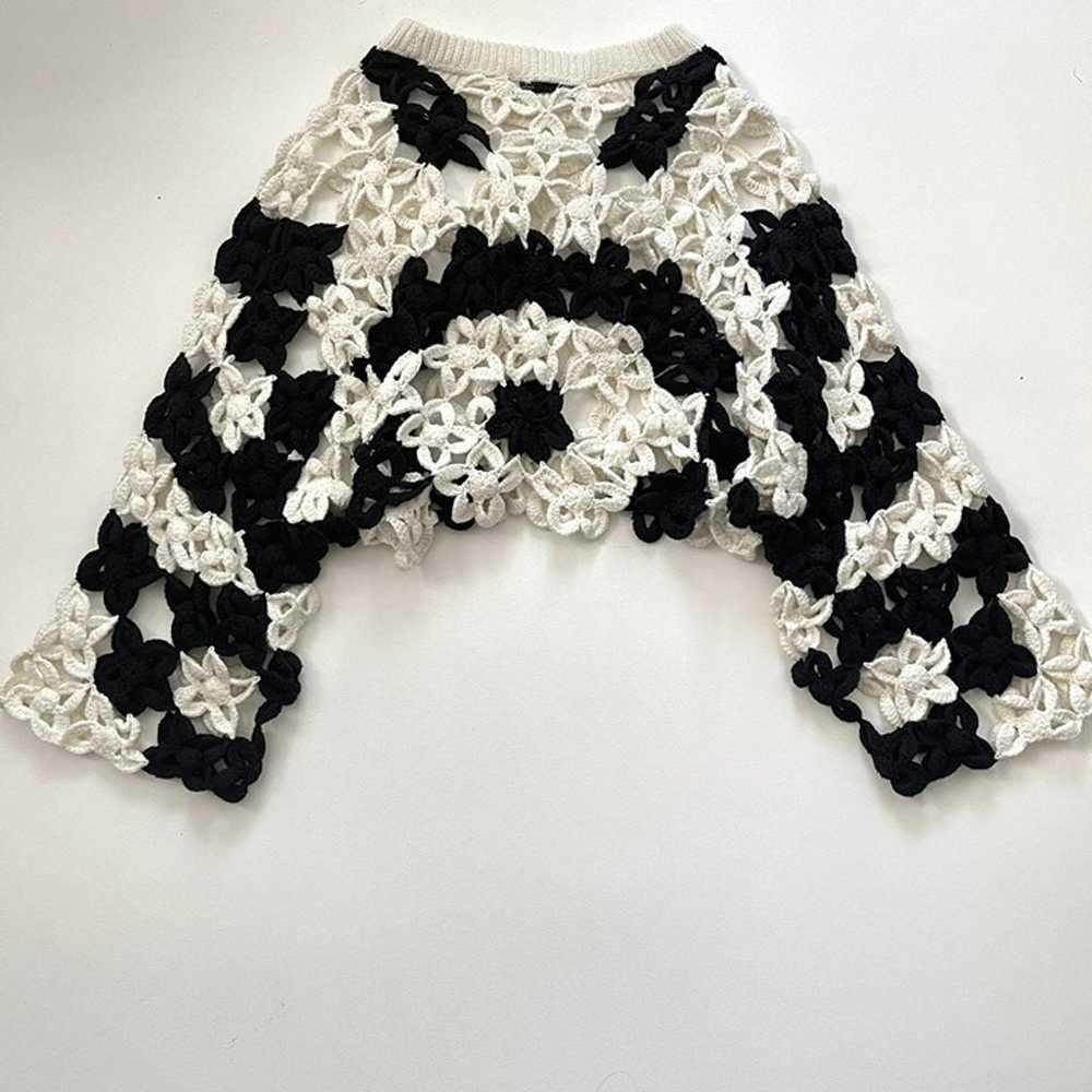 ZARA Chunky Floral crochet crop top size M - image 4