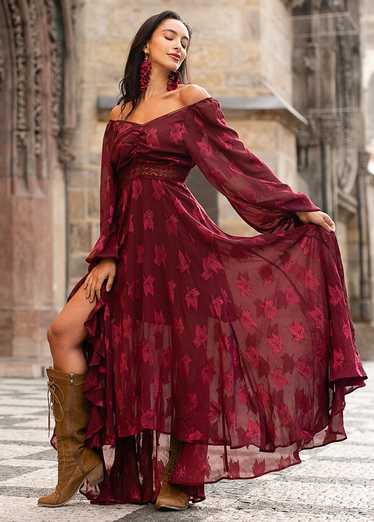 Joyfolie Isabella Dress in Burgundy