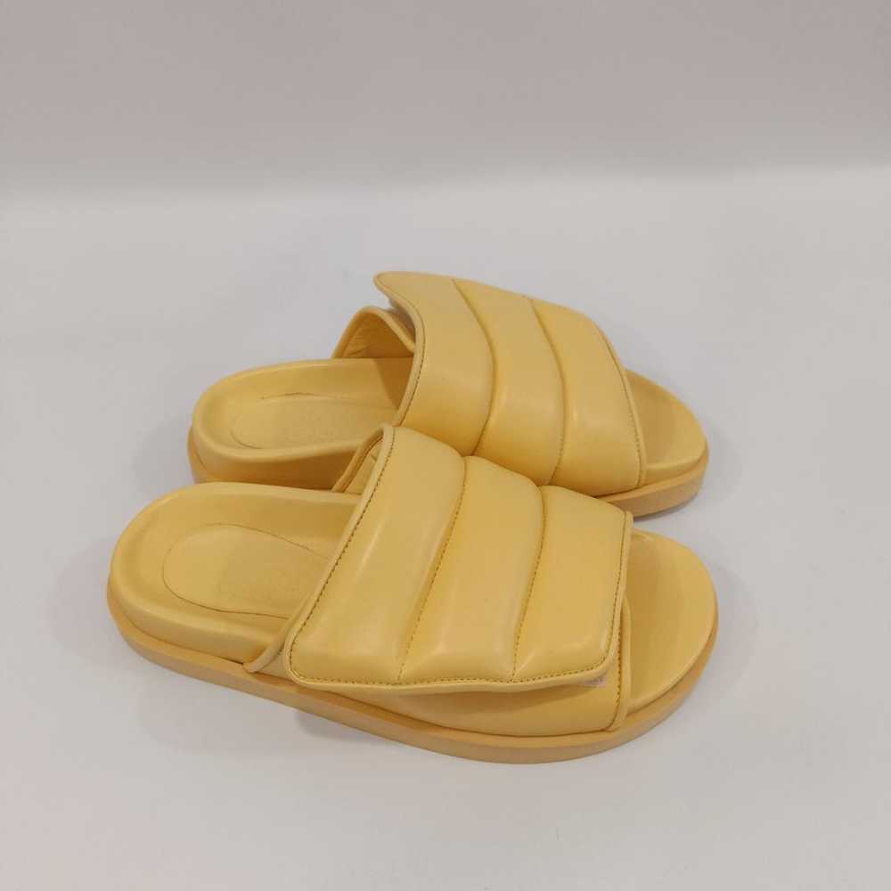 Gia Borghini Leather flip flops - image 6