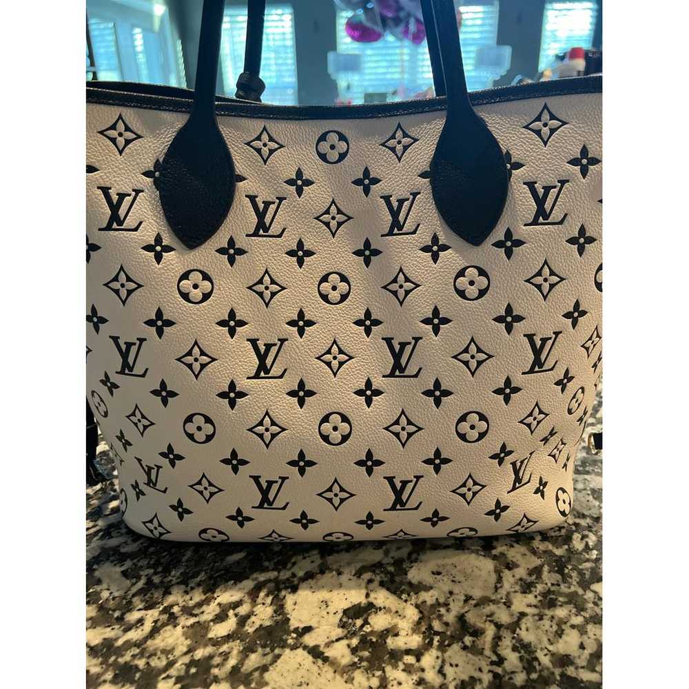 Louis Vuitton Neverfull leather tote - image 5