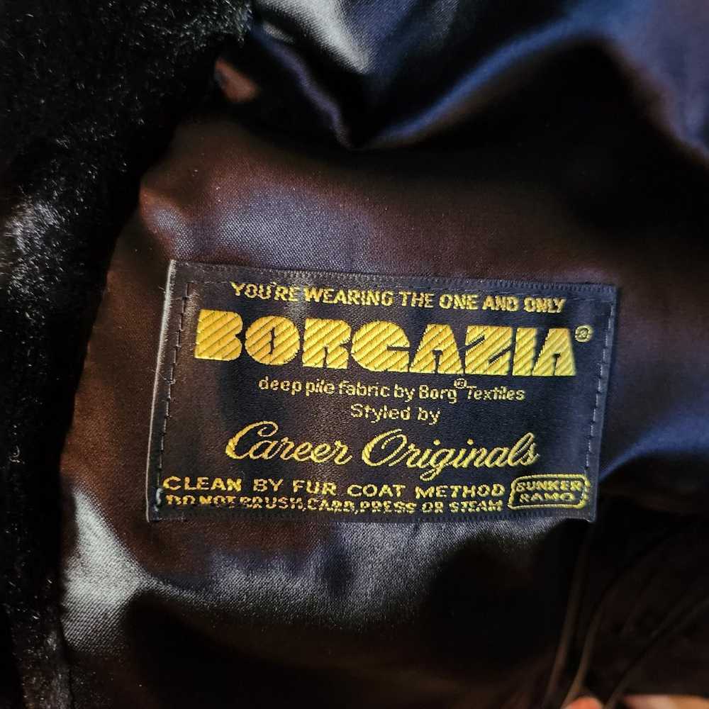 Borgazia Faux Fur coat size M/L - image 7