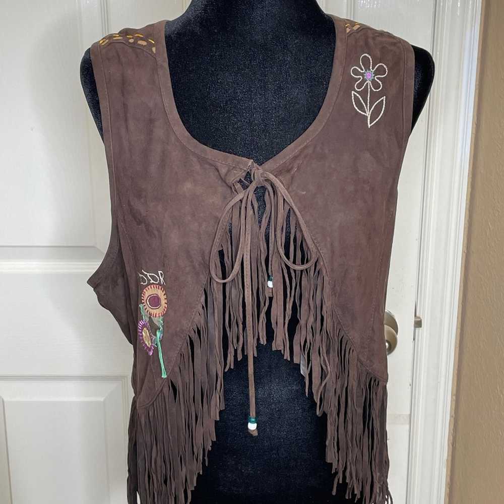 Double D Ranch chocolate brown vest, beautifully … - image 3