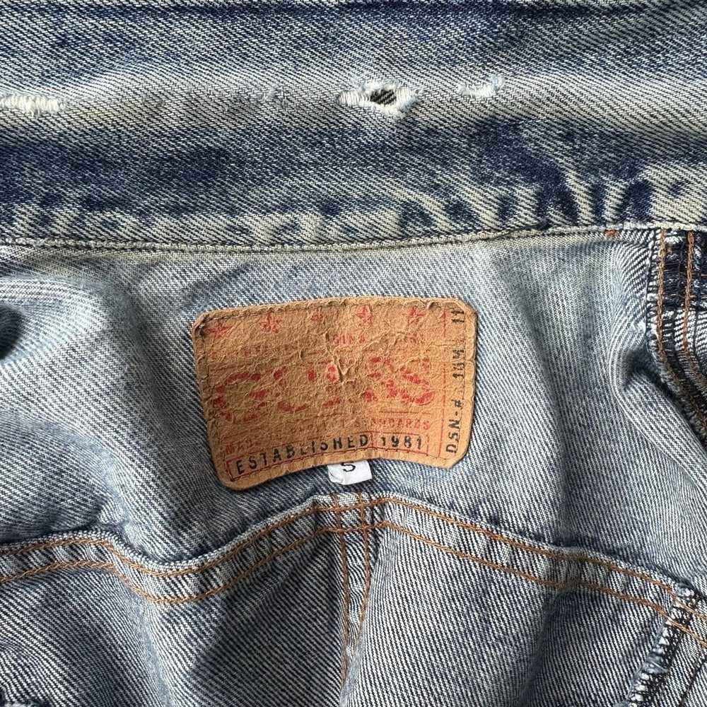 90’s Vintage Guess Denim Jacket - image 10