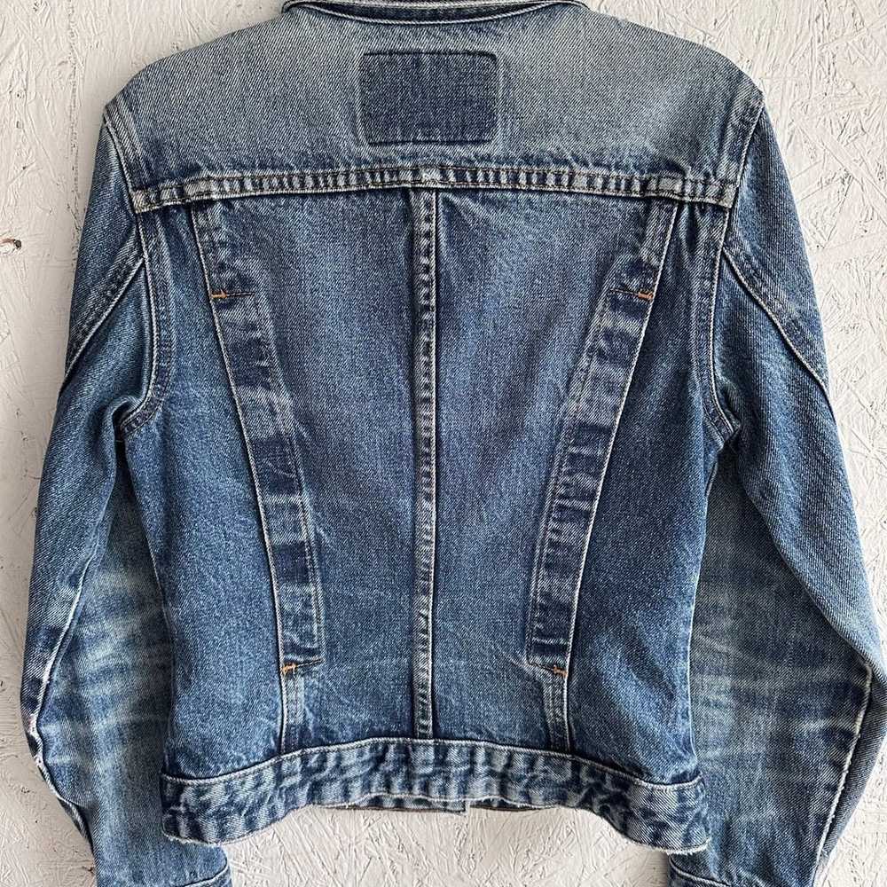 90’s Vintage Guess Denim Jacket - image 2