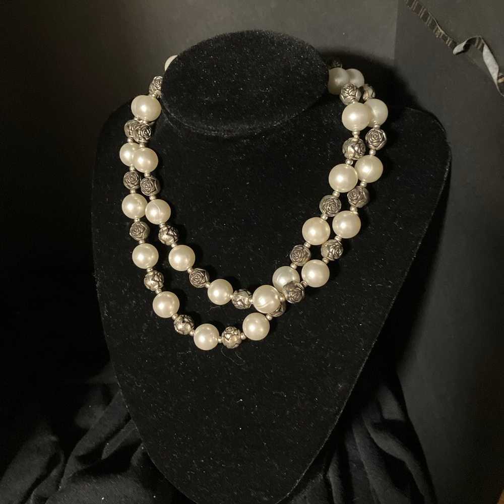 Vintage Pearl and Gold Necklace Set - image 2