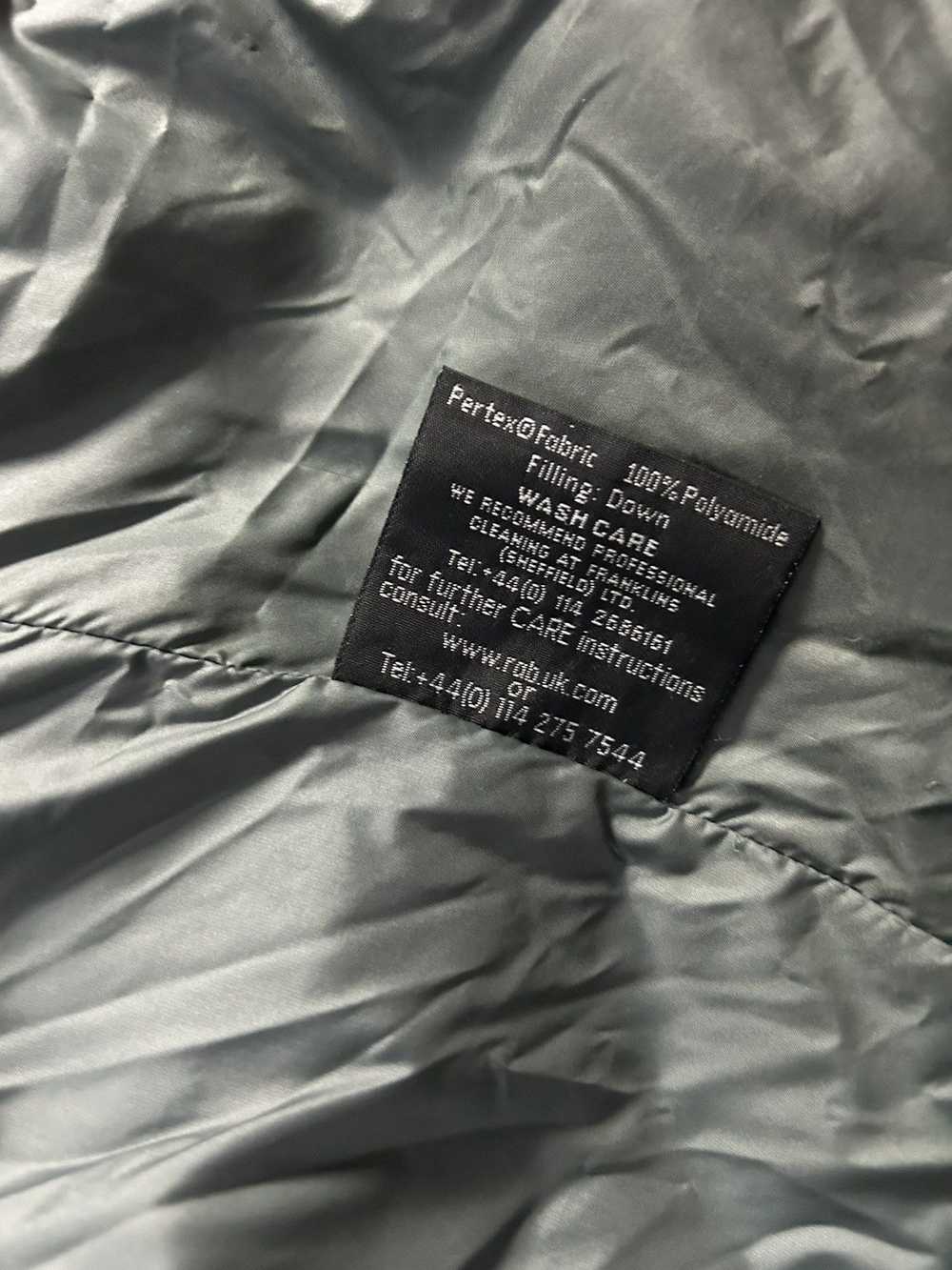 Rab × Vintage Rab puffer jacket vintage black per… - image 7
