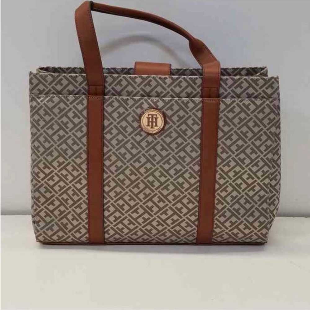 Tommy Hilfiger Signature Gray/Brown Tote matching… - image 5