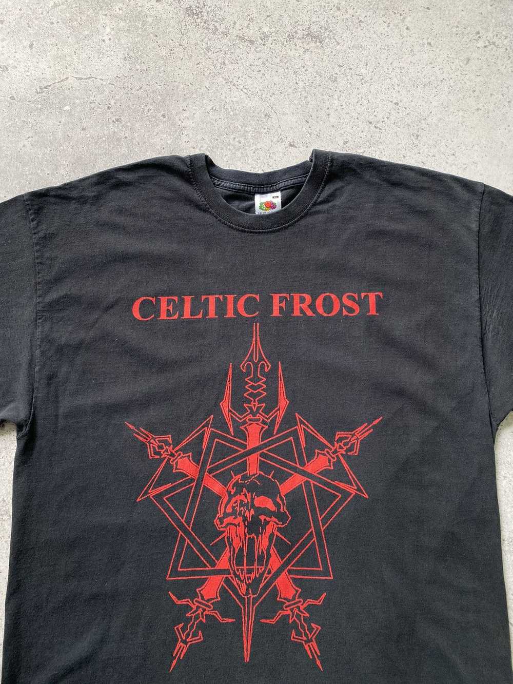 Band Tees × Tour Tee × Vintage Vintage 2000s Celt… - image 7