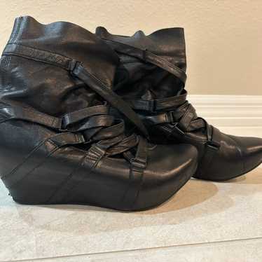 Women’s ankle boots - image 1