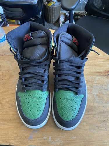 Jordan Brand × Nike Jordan 1 Pine Green
