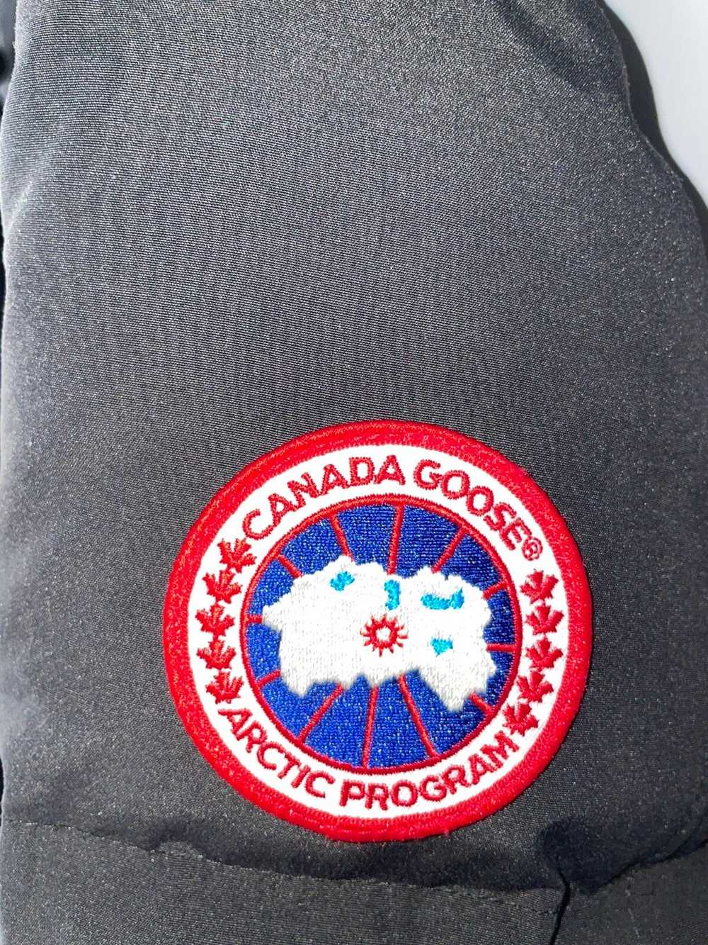 Canada Goose Macmillan Parka - image 5